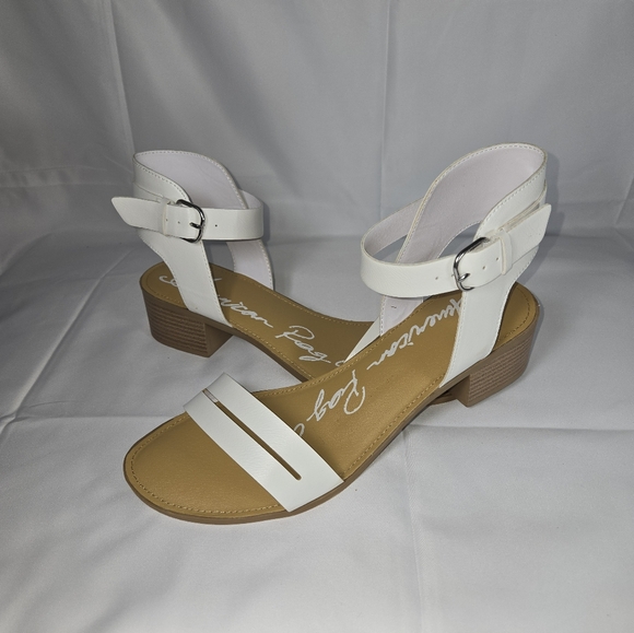 American Rag - Picture 2 of 6